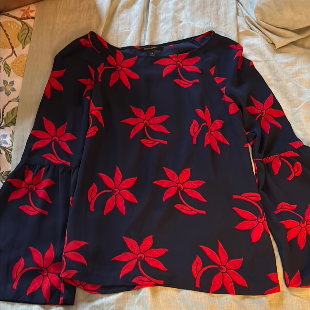 Banana Republic Red and Black Graphic Blouse